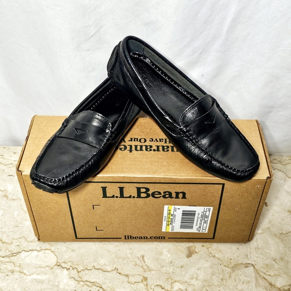 L.L. Bean Shoes - NIB L.L. Bean Womens Black Patent Leather Slip On Penny Loafers Moccasins 8M